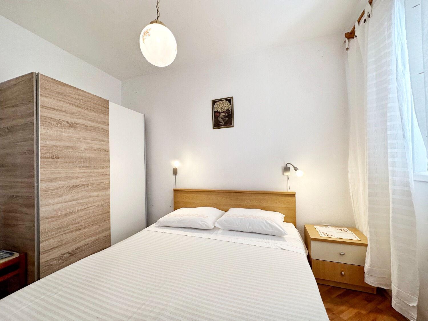 Apartments Mihaela Трогир Экстерьер фото