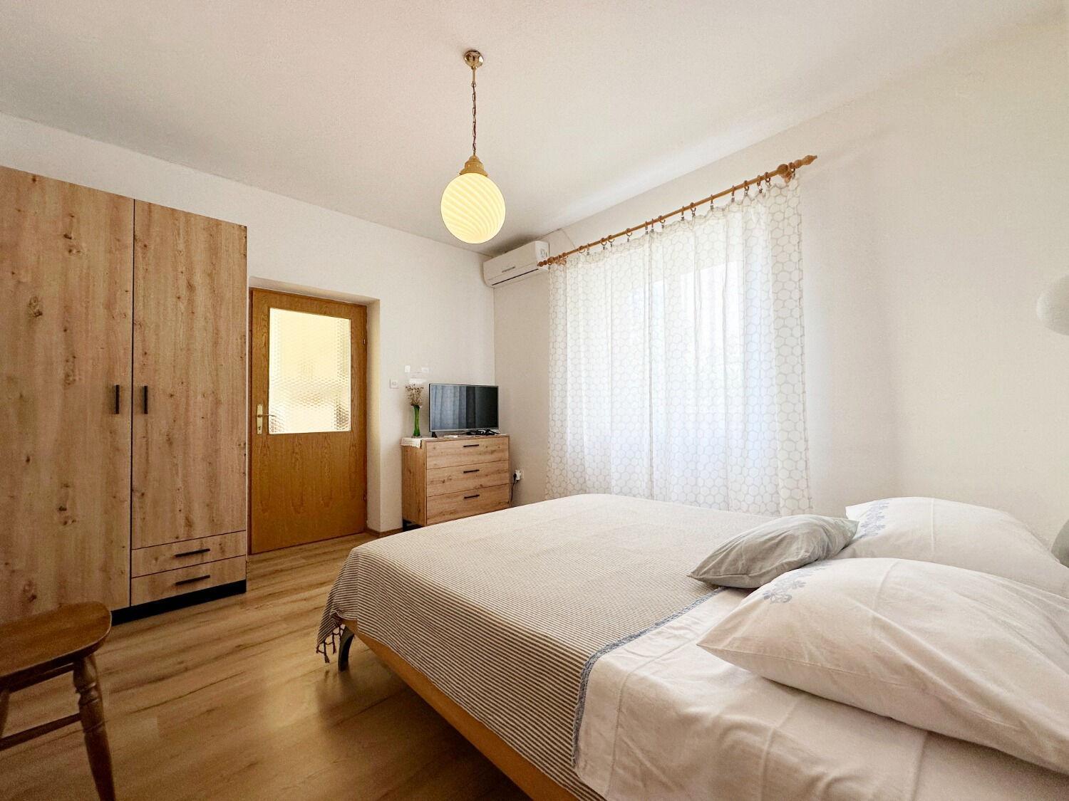 Apartments Mihaela Трогир Экстерьер фото